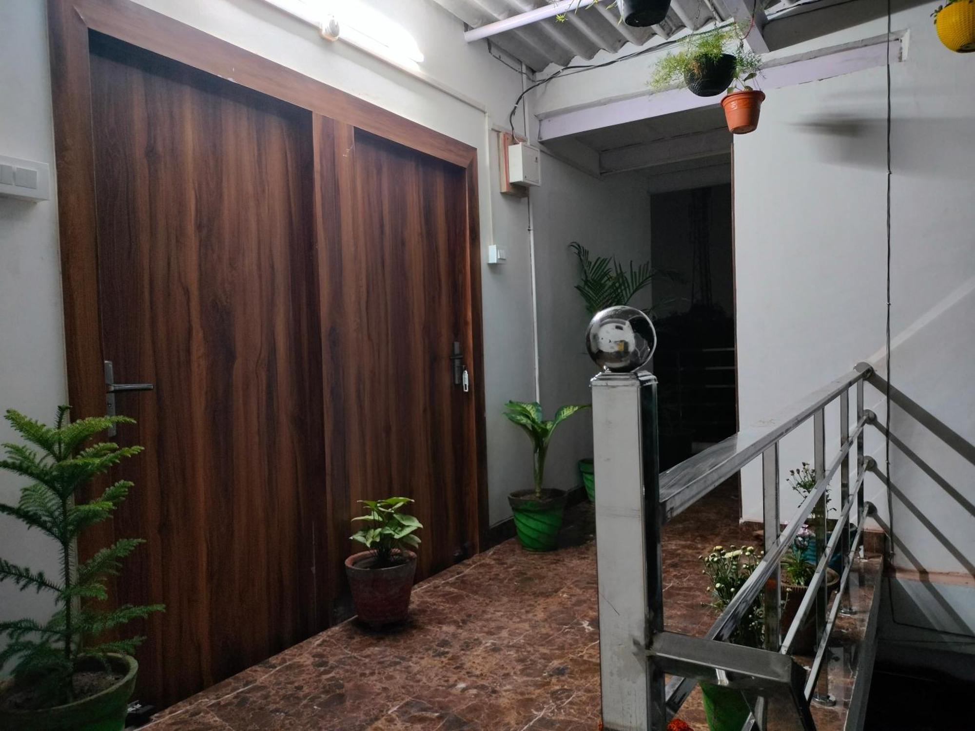 Kishan Home Stay Mathura Luaran gambar